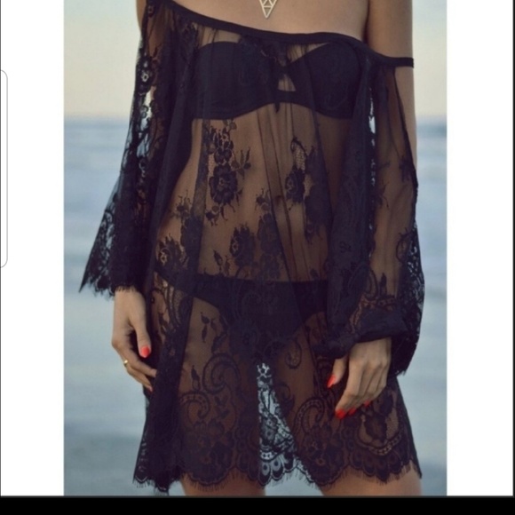 SOLD OUT!!! Perfect Lace Cover up!💋 - Picture 5 of 6